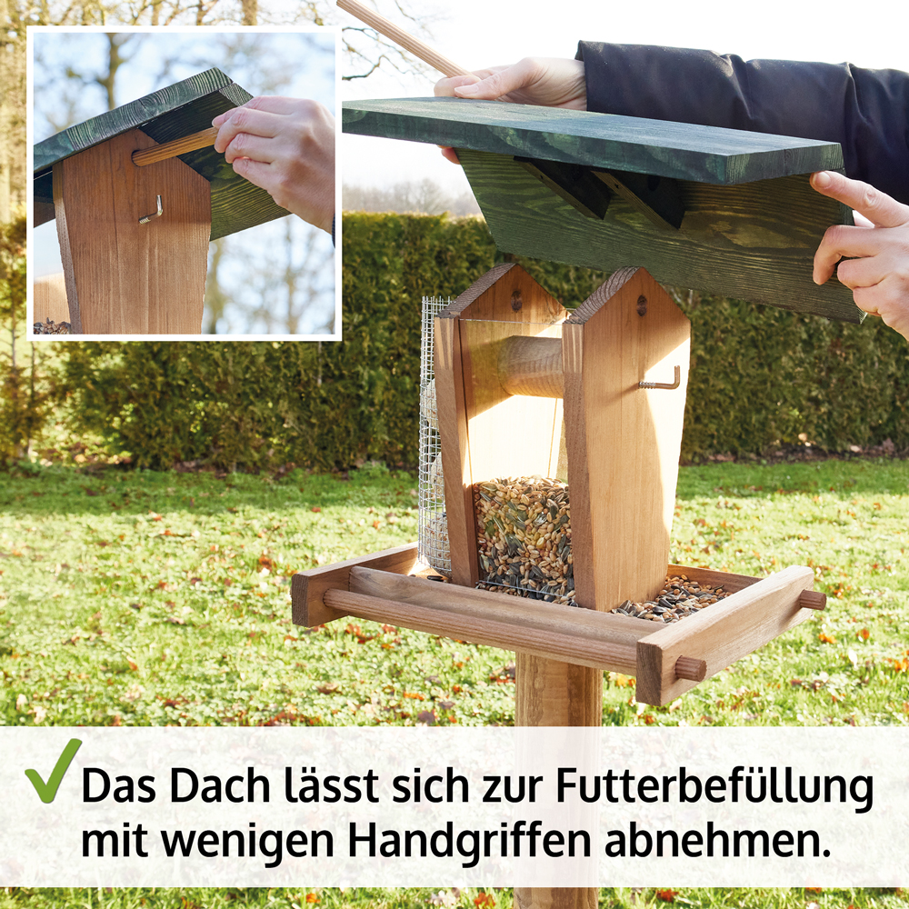 Das Vogelhaus Super Bird mit abnehmbarem Dach für einfache Futterbefüllung und integriertem Futterspender