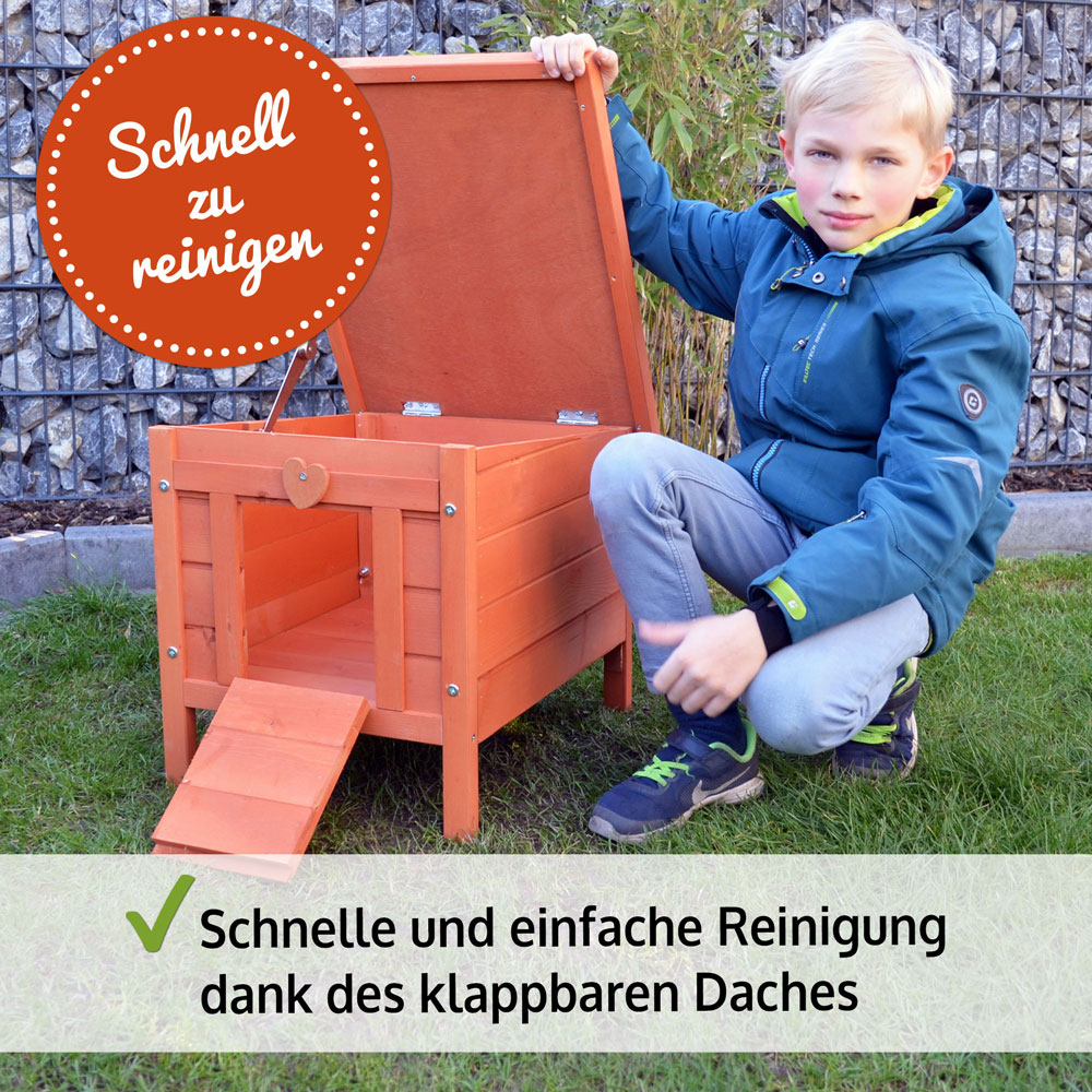 Der Hasenstall Mini Haus bietet eine einfache Reinigung durch das klappbare Dach und sorgt für einen bequemen Zugang zu Ihrem Tier