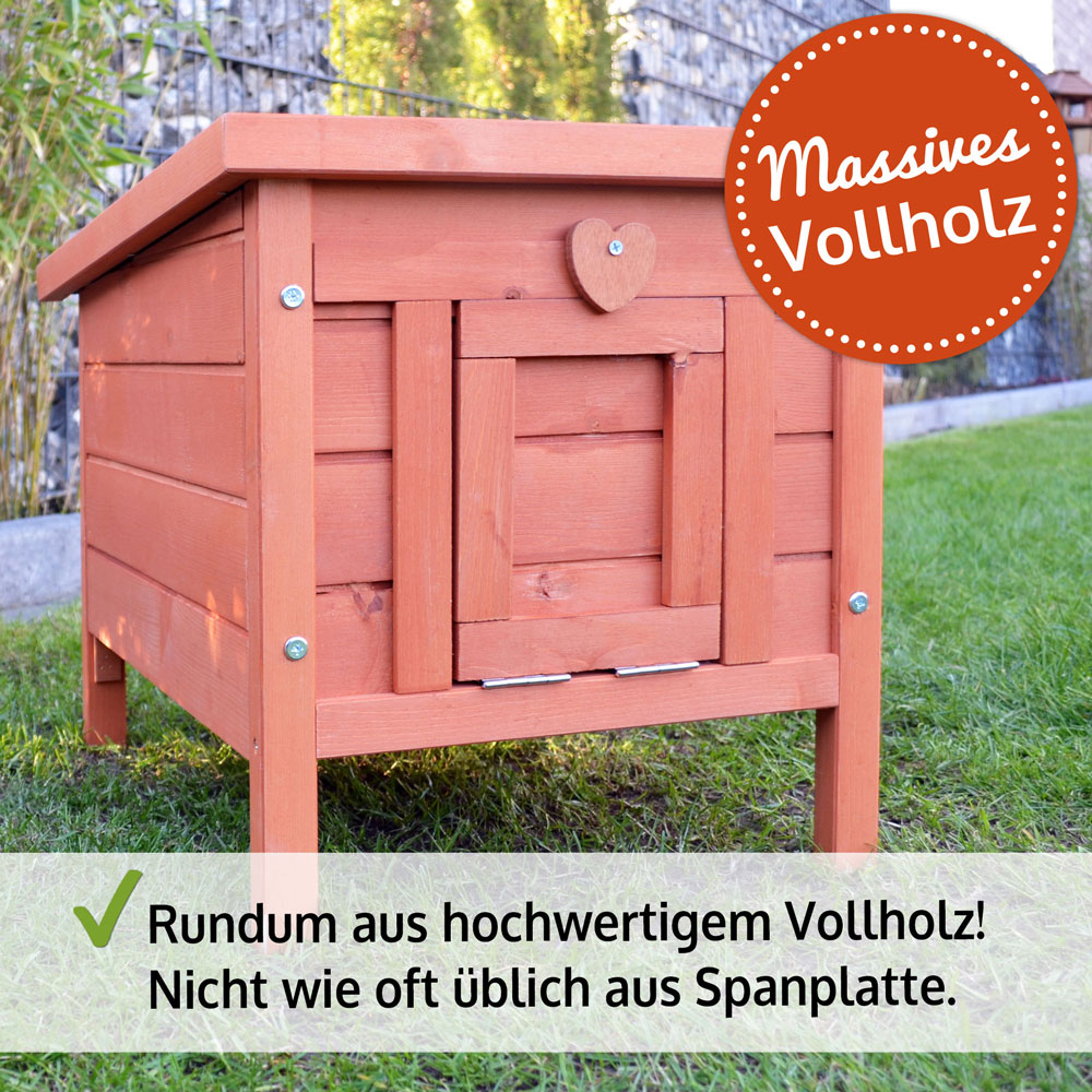 Der Hasenstall Mini Haus ist komplett aus hochwertigem Vollholz gefertigt, im Gegensatz zu oft üblichen Spanplatten, was ihm eine besonders robuste und langlebige Qualität verleiht